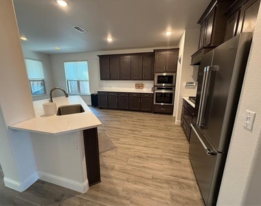 5212 Troupe Road - Photo Thumbnail 4
