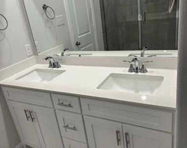 913 Amenduni Lane - Photo Thumbnail 4