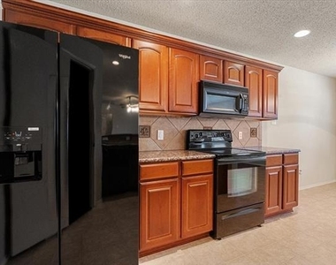 9812 George Washington Drive - Photo Thumbnail 11
