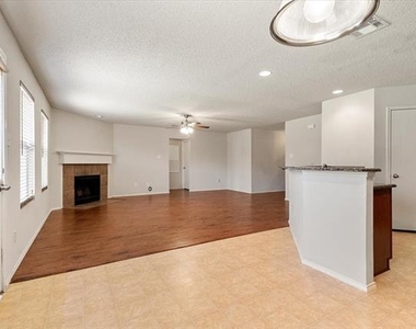 9812 George Washington Drive - Photo Thumbnail 7