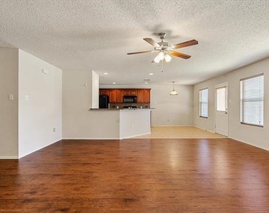 9812 George Washington Drive - Photo Thumbnail 8