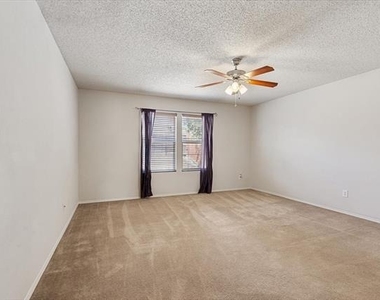 9812 George Washington Drive - Photo Thumbnail 13