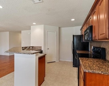 9812 George Washington Drive - Photo Thumbnail 10