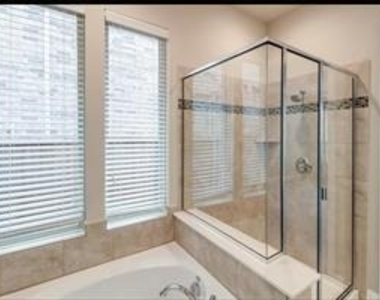5612 Amphora Avenue - Photo Thumbnail 17