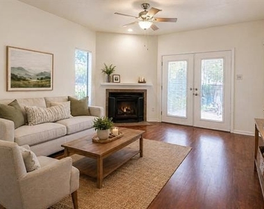 3117 Sondra Drive - Photo Thumbnail 2