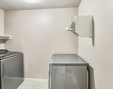8440 Asheville Lane - Photo Thumbnail 22