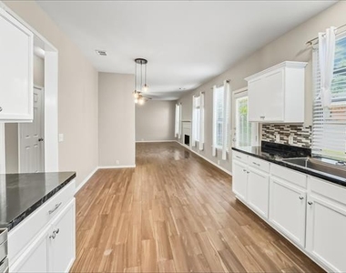 8440 Asheville Lane - Photo Thumbnail 6