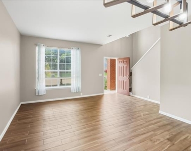 8440 Asheville Lane - Photo Thumbnail 3