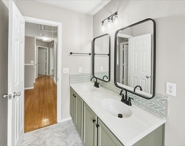 8440 Asheville Lane - Photo Thumbnail 20