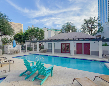 100 E Fillmore Street - Photo Thumbnail 15