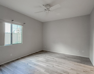 100 E Fillmore Street - Photo Thumbnail 8