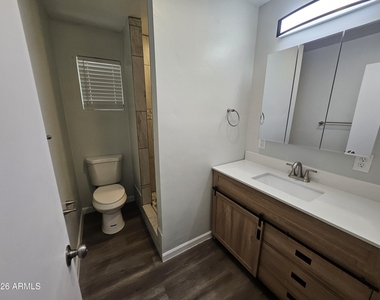 524 W 3rd Place - Photo Thumbnail 11