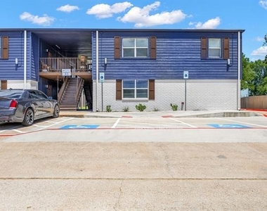 4639 Williams Road - Photo Thumbnail 10