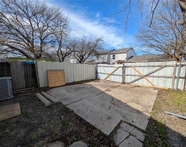 9575 Gonzales Drive - Photo Thumbnail 22