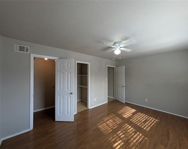 9575 Gonzales Drive - Photo Thumbnail 15