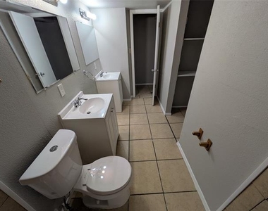 9575 Gonzales Drive - Photo Thumbnail 19