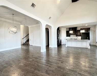 15172 Bardwell Lane - Photo Thumbnail 5
