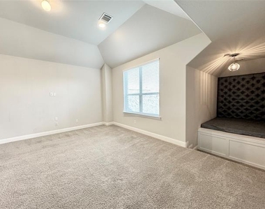 15172 Bardwell Lane - Photo Thumbnail 18