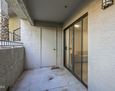 2025 E Campbell Avenue - Photo Thumbnail 22