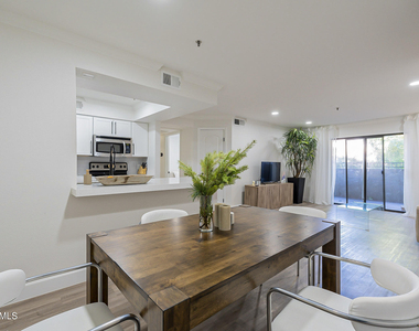 2025 E Campbell Avenue - Photo Thumbnail 14