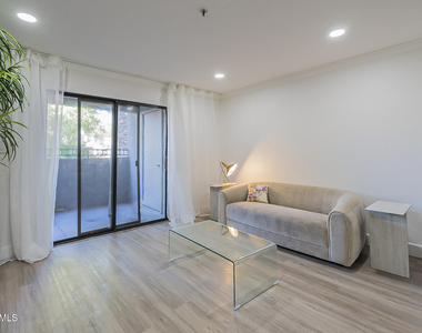 2025 E Campbell Avenue - Photo Thumbnail 11