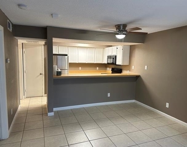 6108 Abrams Road - Photo Thumbnail 3