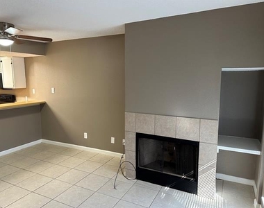 6108 Abrams Road - Photo Thumbnail 2