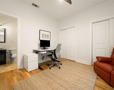5711 Ross Avenue - Photo Thumbnail 18