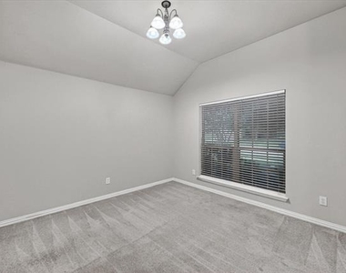 8204 Tierra Del Sol Road - Photo Thumbnail 5