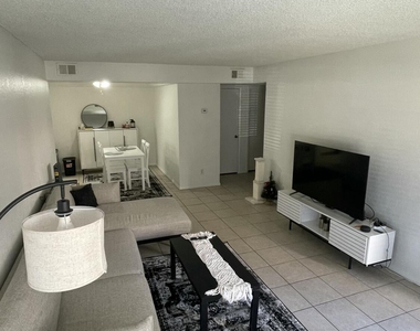 839 S Westwood -- - Photo Thumbnail 10