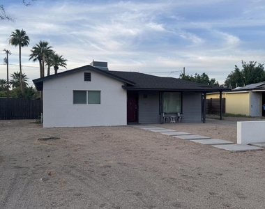 2238 E Mulberry Drive - Photo Thumbnail 10
