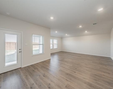 764 Primrose Lane - Photo Thumbnail 12