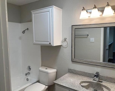 141 Valley View Drive - Photo Thumbnail 9