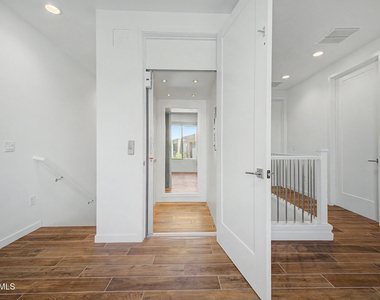 11673 N 136th Street - Photo Thumbnail 7