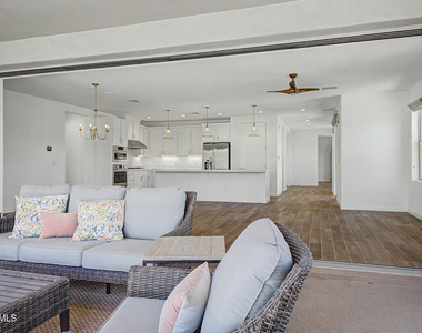 11673 N 136th Street - Photo Thumbnail 3