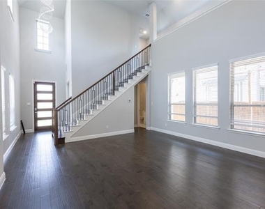 8521 Ottowa Ridge - Photo Thumbnail 5