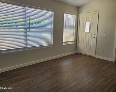 4740 E Dry Creek Road - Photo Thumbnail 2