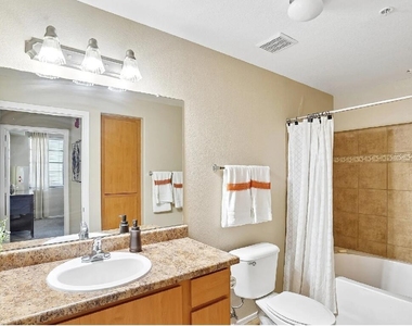 2100 N 145th Avenue - Photo Thumbnail 10