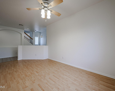 453 N 105th Place - Photo Thumbnail 6
