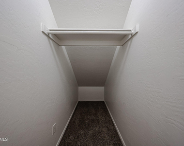 453 N 105th Place - Photo Thumbnail 9