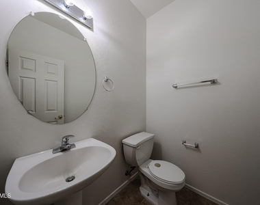 453 N 105th Place - Photo Thumbnail 8