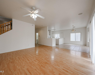 453 N 105th Place - Photo Thumbnail 12