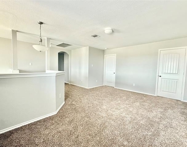 251 Cyrus Street - Photo Thumbnail 23