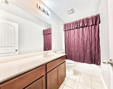 251 Cyrus Street - Photo Thumbnail 29