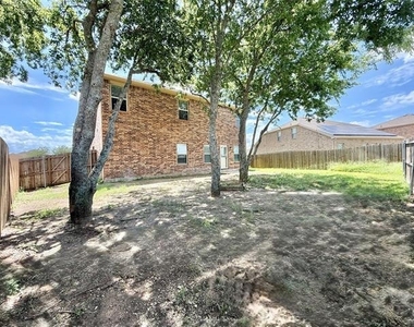251 Cyrus Street - Photo Thumbnail 34