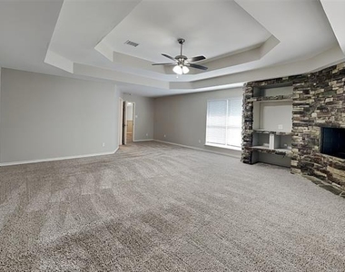 4332 Voss Hills Place - Photo Thumbnail 7