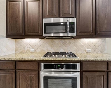 14829 Star Creek Drive - Photo Thumbnail 8