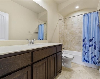14829 Star Creek Drive - Photo Thumbnail 13