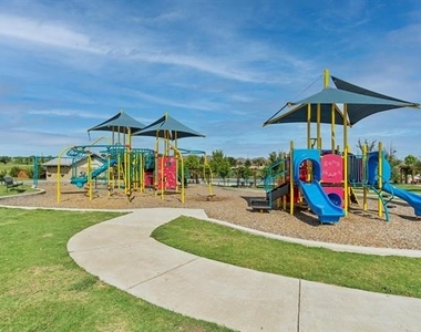 14829 Star Creek Drive - Photo Thumbnail 22
