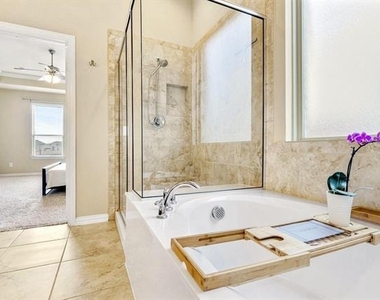 14829 Star Creek Drive - Photo Thumbnail 11